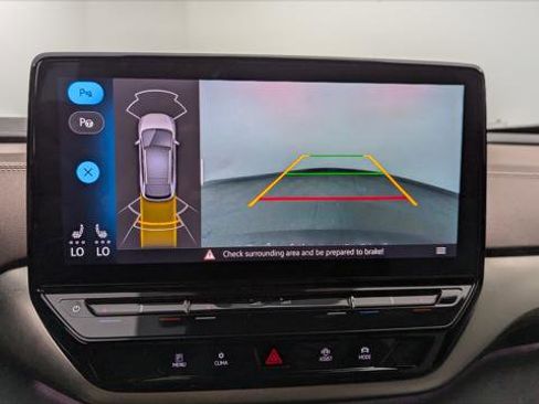 Used 2023 Volkswagen ID.4 Pro image 28