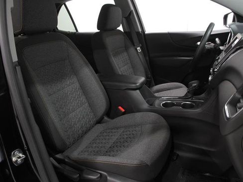 Used 2024 Chevrolet Equinox LT image 16