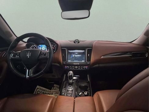 Used 2017 Maserati Levante Sport Utility 4D image 14