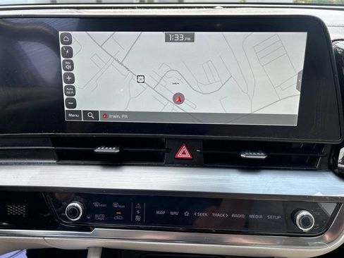 Certified 2023 Kia Sportage EX AWD/4WD image 9
