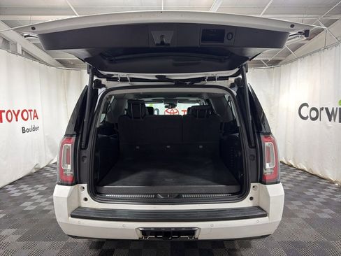 Used 2020 GMC Yukon XL SLT AWD/4WD image 16