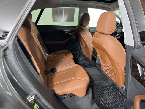 Used 2021 Audi Q8 Premium Plus w/ Premium Plus Package AWD/4WD image 8