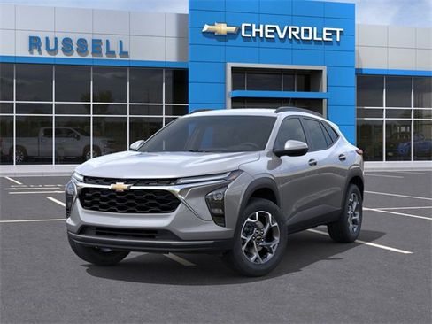 New 2026 Chevrolet Trax LT w/ LT Convenience Package image 6