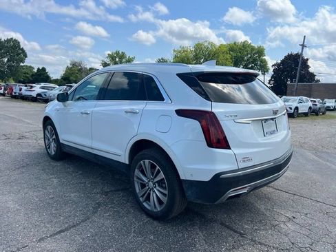 Used 2024 Cadillac XT5 Premium Luxury w/ Technology Package AWD/4WD image 7
