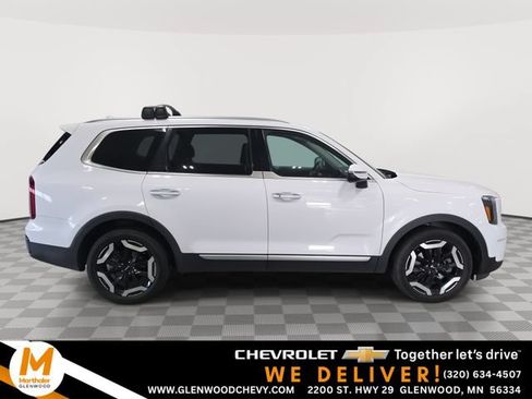 Used 2025 Kia Telluride S AWD/4WD image 1