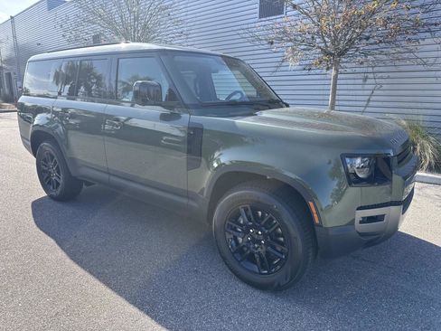 New 2026 Land Rover Defender 130 S image 4