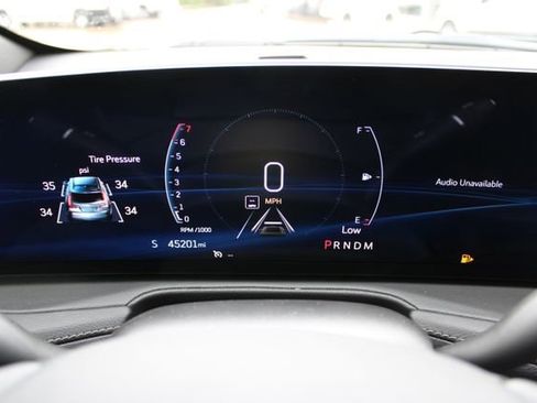 Used 2024 Cadillac XT4 Premium Luxury FWD image 19