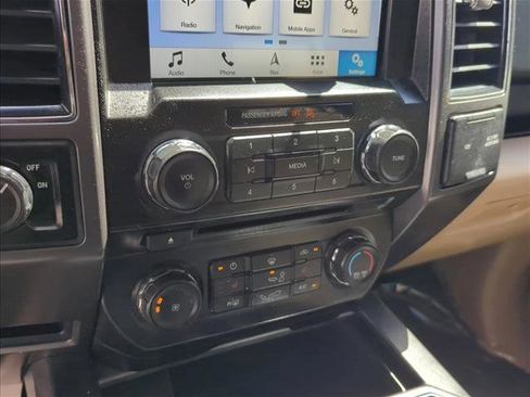Used 2017 Ford F150 XLT w/ Equipment Group 302A Luxury RWD image 23