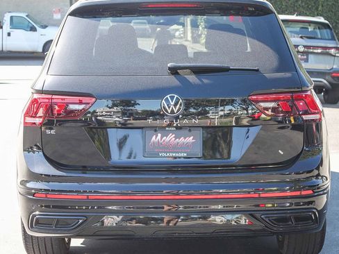 Used 2024 Volkswagen Tiguan SE R-Line image 7