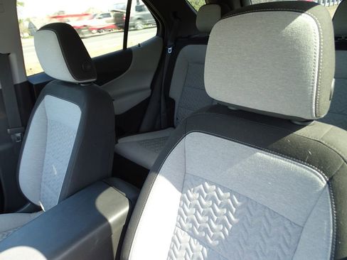 Used 2023 Chevrolet Equinox LS w/ LS Convenience Package image 10