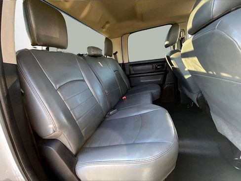 Used 2017 RAM 3500 Tradesman w/ Chrome Appearance Group image 25