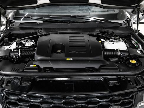 Used 2019 Land Rover Range Rover Sport HST image 44