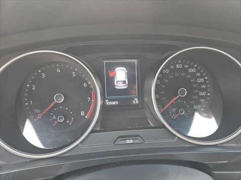 Used 2019 Volkswagen Tiguan SE w/ Panoramic Sunroof Package AWD/4WD image 21