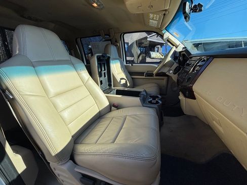 Used 2008 Ford F250 Lariat image 13