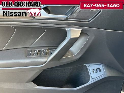 Used 2022 Volkswagen Tiguan SEL R-Line image 10
