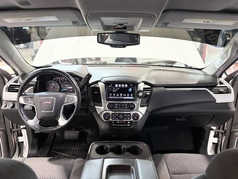 Used 2019 GMC Yukon SLE w/ HD Trailering Package image 13