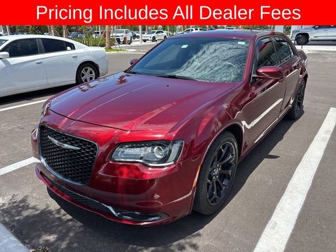 Used 2019 Chrysler 300 S RWD image 1