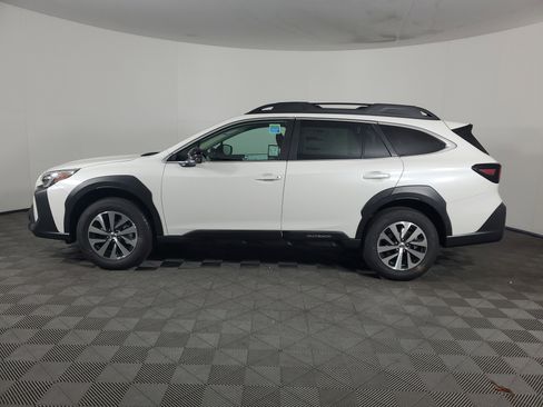 New 2025 Subaru Outback Premium image 7