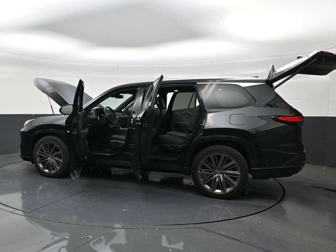 Used 2026 Lexus TX 350 AWD w/ Technology Package image 31