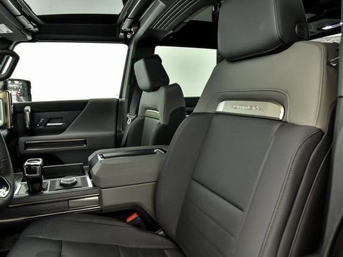 New 2025 GMC Hummer EV 3X image 6