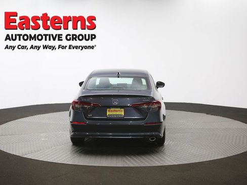 Used 2025 Honda Civic Sport image 35