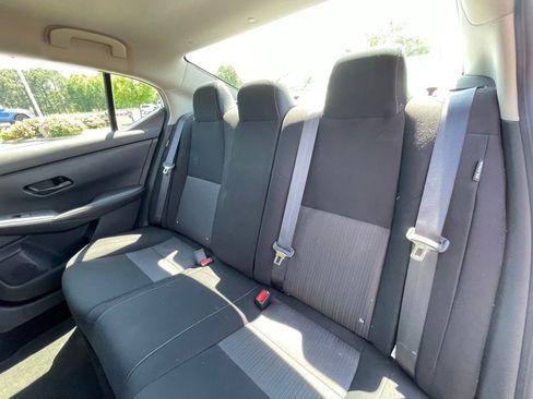 Used 2025 Nissan Sentra SV FWD image 24