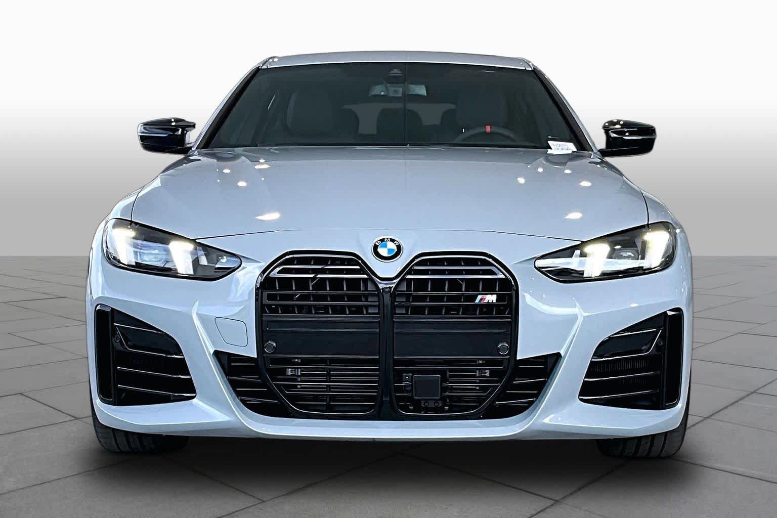 New 2026 BMW M440i w/ Premium Package RWD image 3