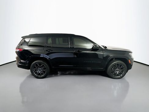 Used 2023 Jeep Grand Cherokee L Summit AWD/4WD image 8