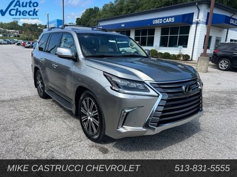 Used 2018 Lexus LX 570 4WD w/ Luxury Package image 2