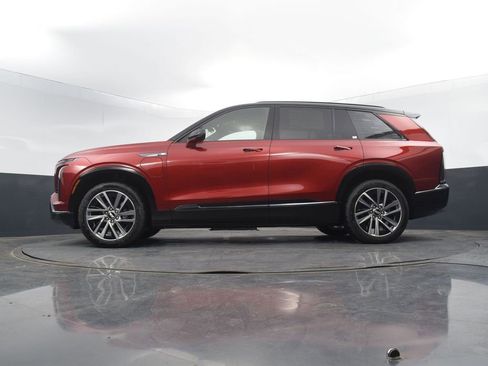 New 2026 Cadillac Vistiq Sport w/ LPO, Floor Liner Package image 54