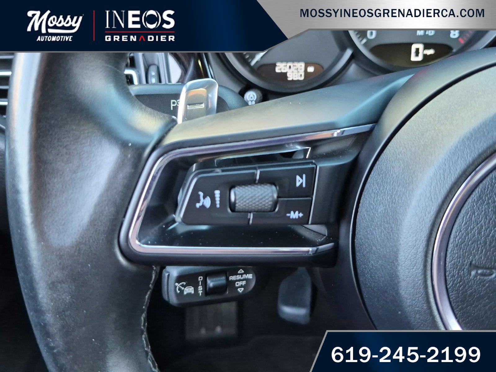 Used 2023 Porsche Macan AWD/4WD image 17