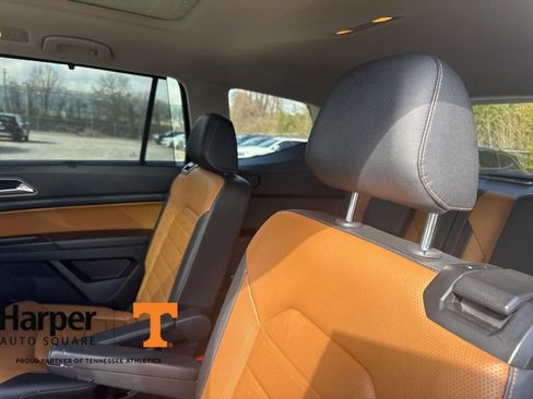 Used 2019 Volkswagen Atlas SEL Premium image 9