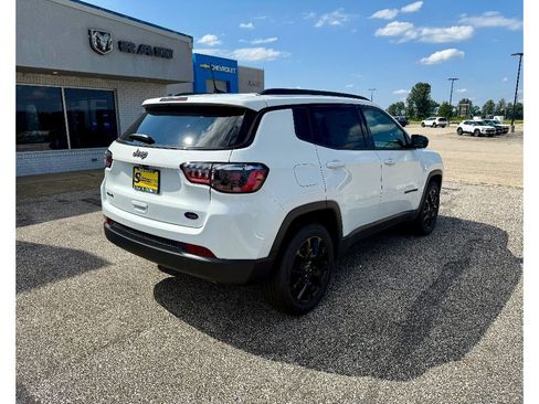 New 2025 Jeep Compass Latitude w/ Altitude Special Edition image 4