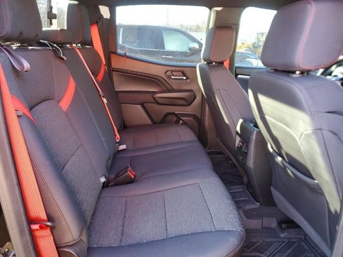 Used 2024 Chevrolet Colorado Z71 w/ Z71 Convenience Package 2 image 7