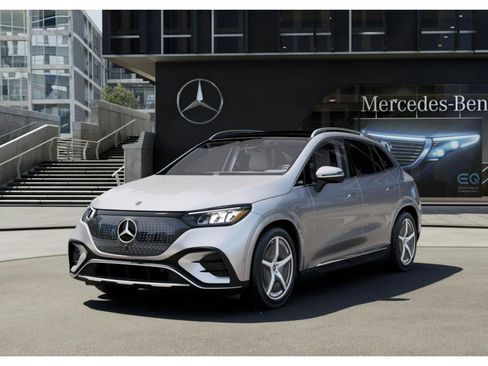 New 2026 Mercedes-Benz EQE 320 4MATIC SUV image 40