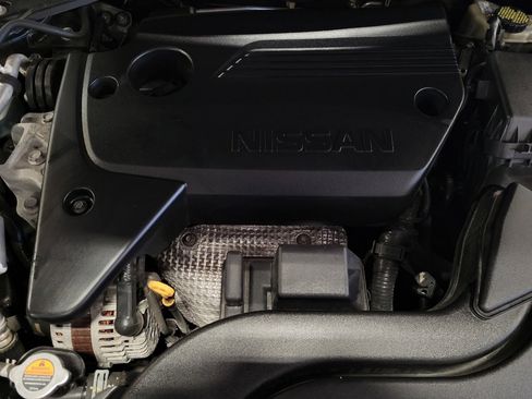 Used 2017 Nissan Altima 2.5 SL w/ Moonroof Package image 30