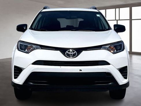 Used 2016 Toyota RAV4 LE image 3