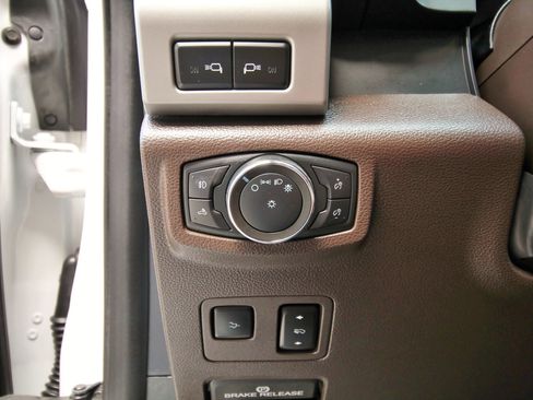Used 2022 Ford F250 King Ranch w/ King Ranch Ultimate Package AWD/4WD image 27