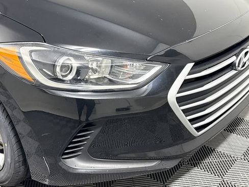 Used 2018 Hyundai Elantra SEL w/ Cargo Package FWD image 12
