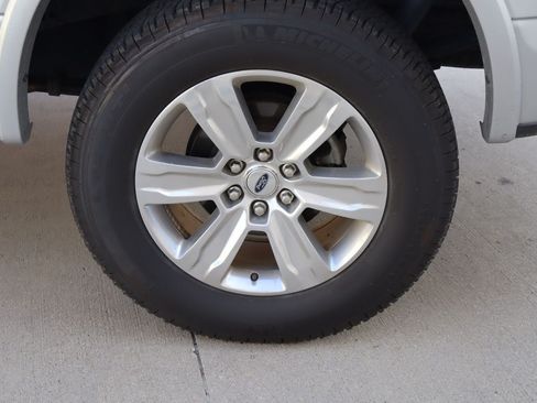 Used 2019 Ford F150 Lariat AWD/4WD image 28