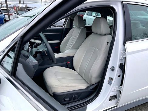 Used 2024 Hyundai Sonata SEL image 9