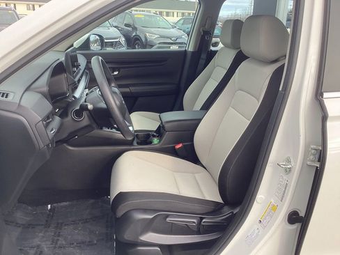 Used 2024 Honda CR-V LX image 12