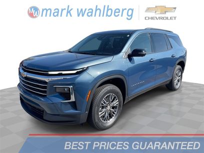 New 2025 Chevrolet Traverse LT w/ Driver Confidence Package