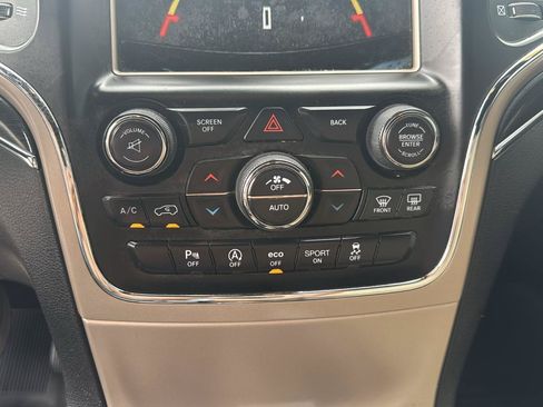 Used 2017 Jeep Grand Cherokee Limited 75th Anniversary AWD/4WD image 23