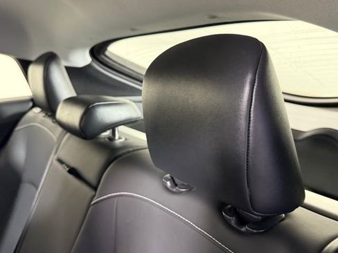 Used 2021 Toyota Prius Prime Limited image 22