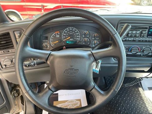 Used 2002 Chevrolet Silverado 3500 LS AWD/4WD image 29