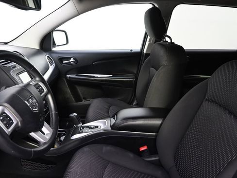 Used 2017 Dodge Journey SXT image 13