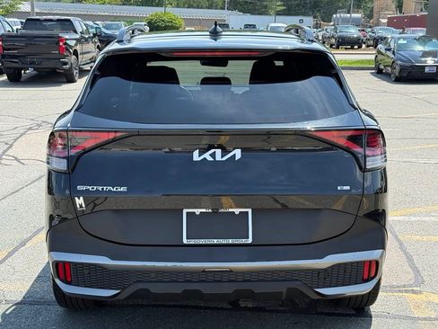 Used 2023 Kia Sportage X-Line AWD/4WD image 5