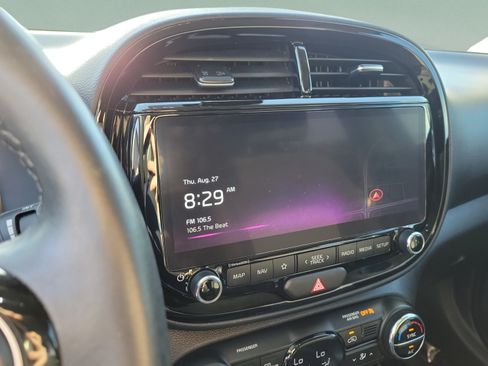 Certified 2024 Kia Soul EX FWD image 22