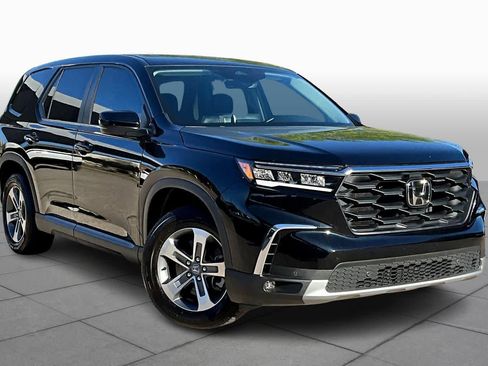 Certified 2025 Honda Pilot EX-L image 3